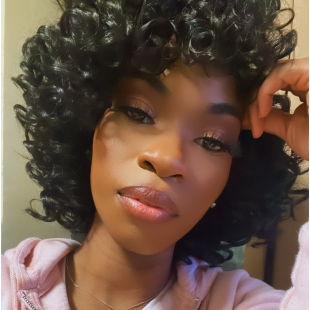 Meet your Posher, Gods beauty on earth